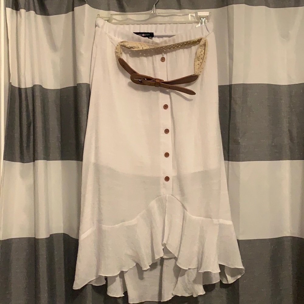 Amy Byer size medium skirt with belt.